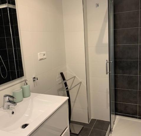 Apartamento Marina Port Sea View Torrevieja Ngoại thất bức ảnh